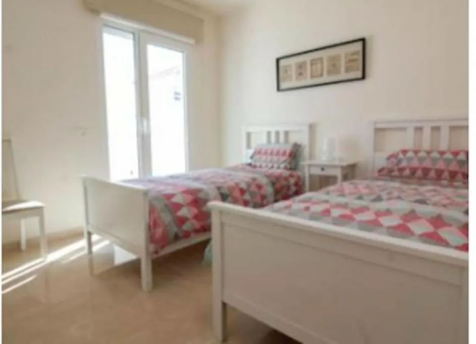 דירות אסטפונה Duplex Penthouse With Sea Views ספרד